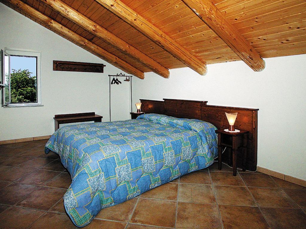 Agriturismo Cascina Vrona Villa Monteu Roero Rum bild